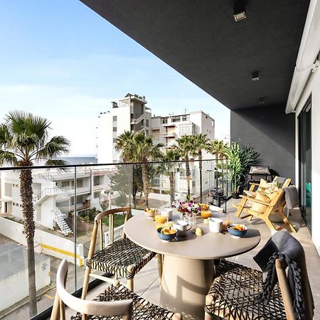 Stylish Modern Beachside Apartment With Pool & Seaview Quarteira Esterno foto